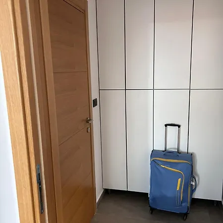 Apartment A302 Montebello